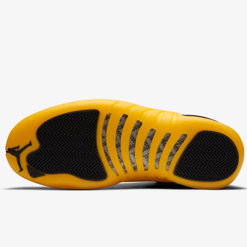 Nike Air Jordan 12 Retro Black University Gold - Picture 7 of 11
